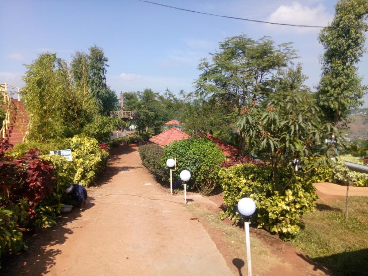 Exotic Valley Hotel Mahabaleshwar Exterior photo